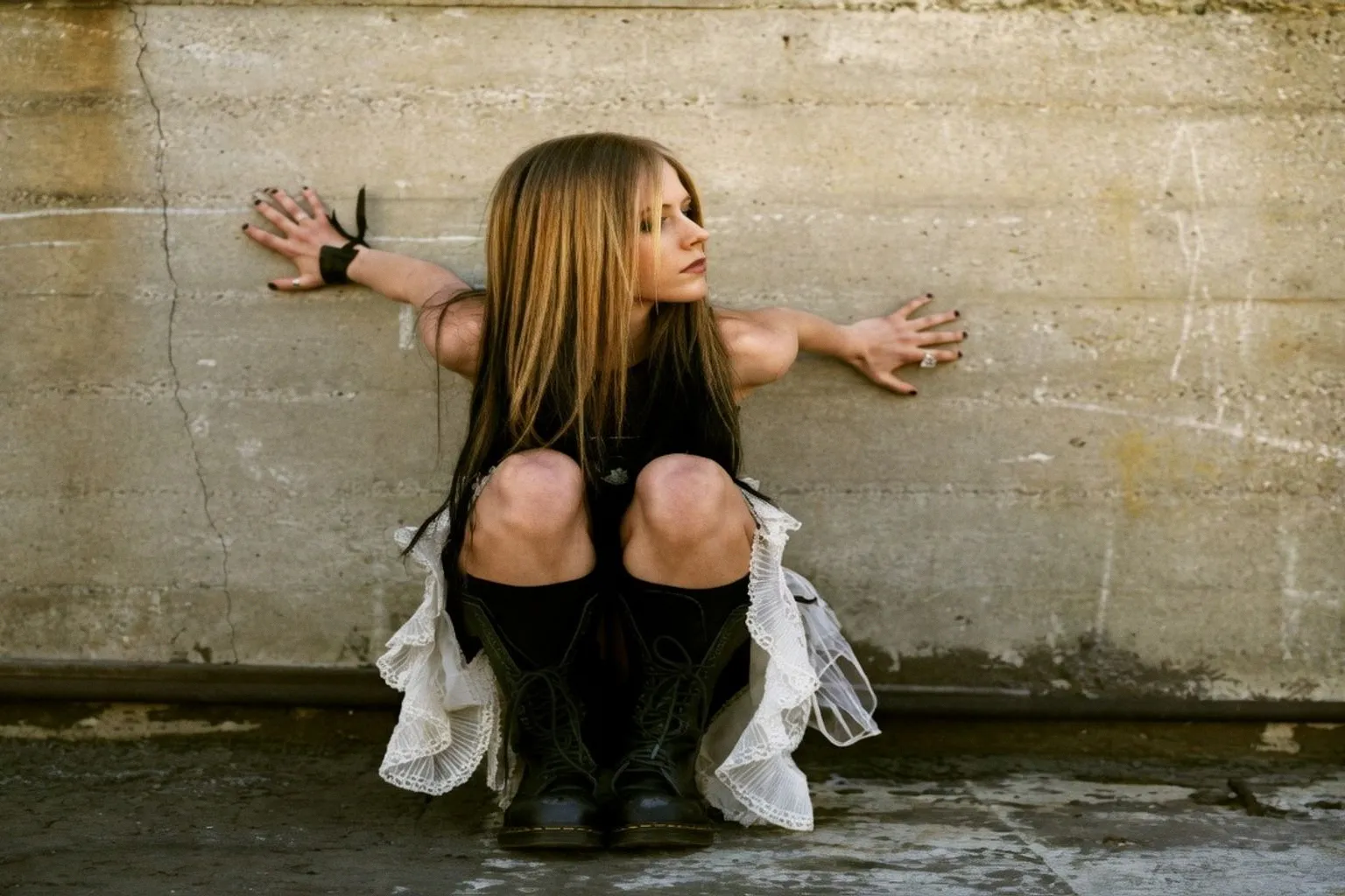 20 Stars Who Defined the 2000s Pop Culture Era