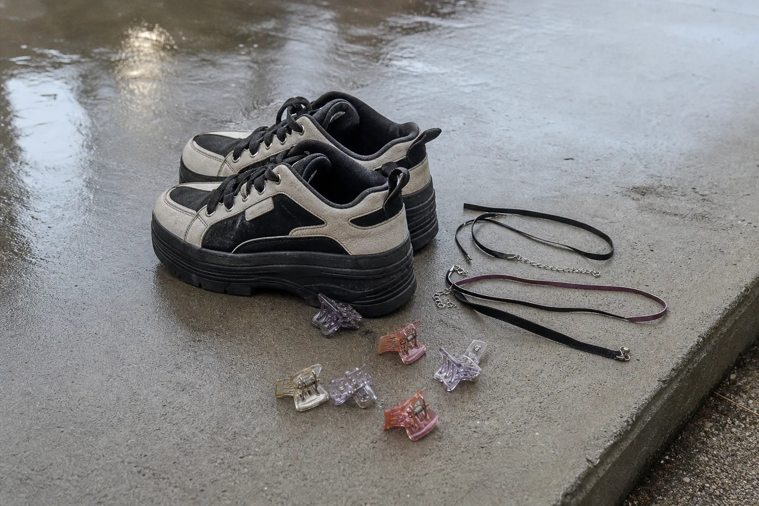90s nostalgia fashion: which trends actually work today?